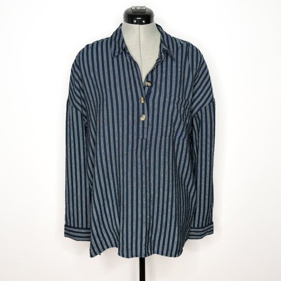 Time and Tru Tops - Time and Tru Nvy Blue Vertical Striped Oversized Henley Blouse - Size Large